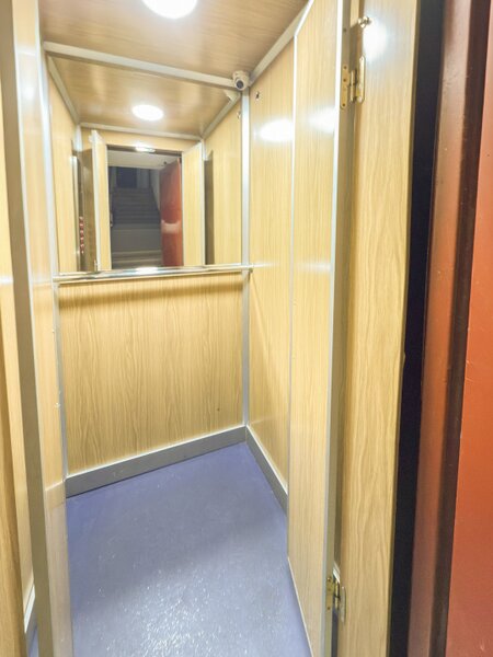 Dristor Apartament 2 camere  Mobilat  Spatios  Gata de mutat.